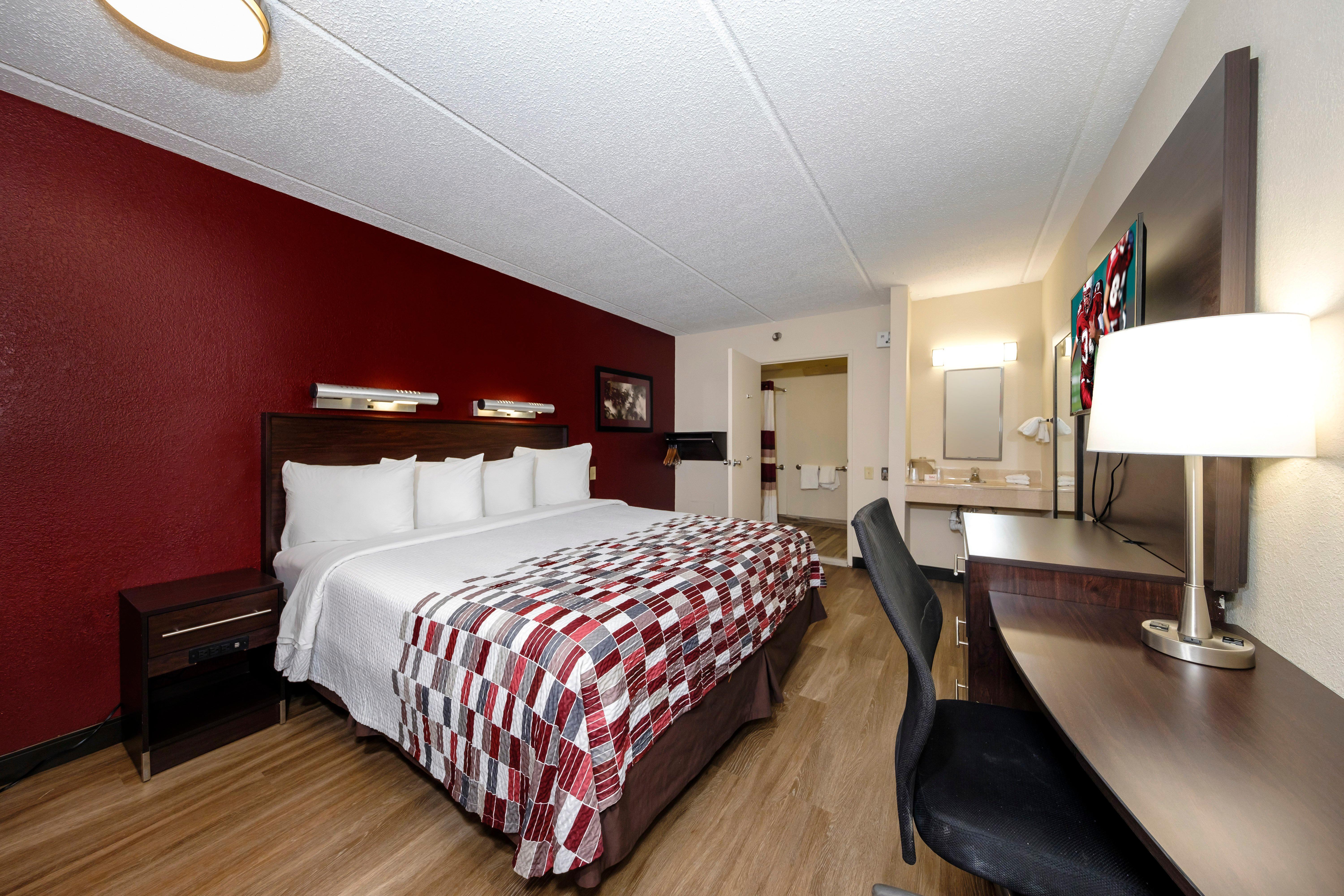 Motel Red Roof - Brandon Heartland